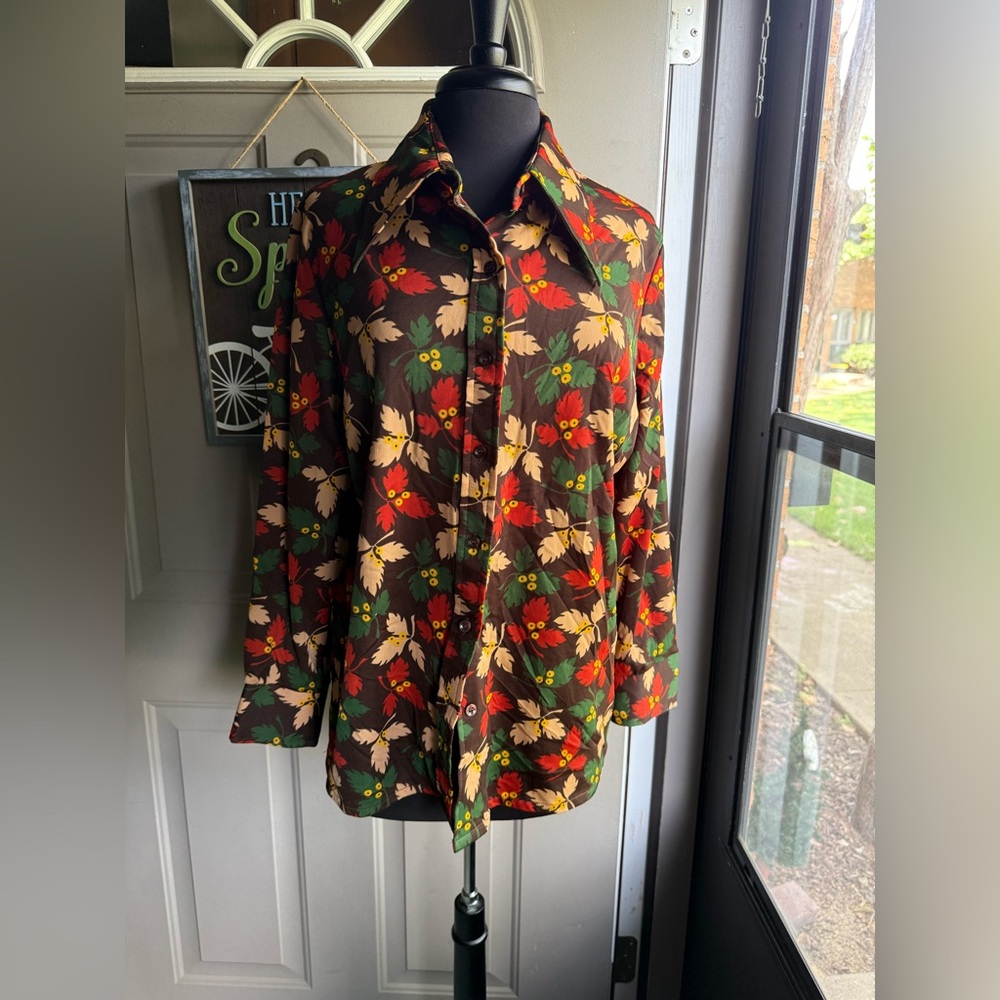 Vintage 70s brown floral knit button down blouse, size large